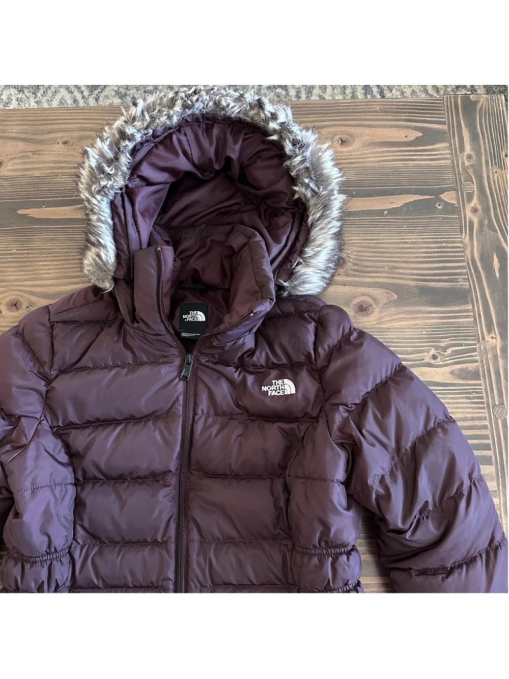 The North Face Purple Puffer Jacket M Faux Fur Hood Down Winter Coat - Picture 3 of 16